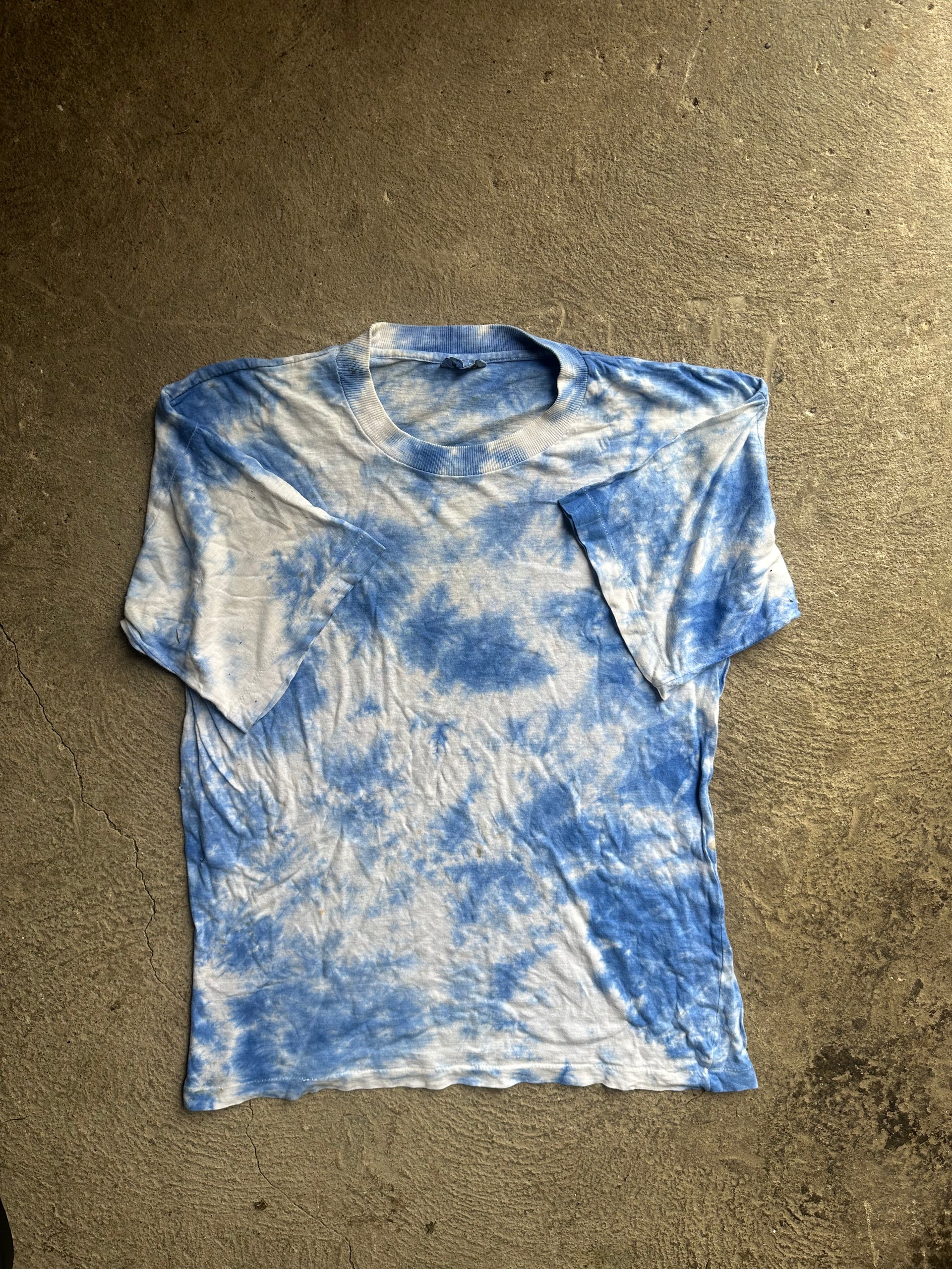 90s Blue Tie-Dye Vintage Tee | Size M
