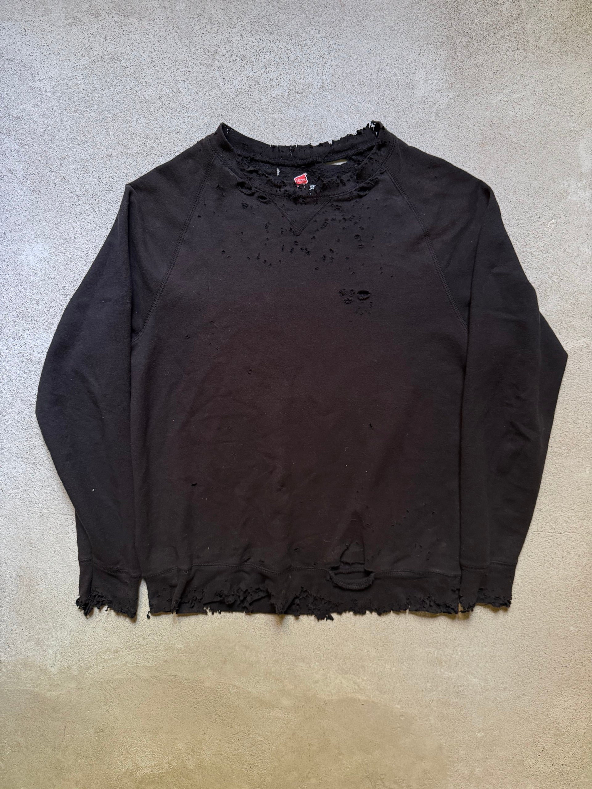 2000s Distressed Black Sweatshirt | Size L