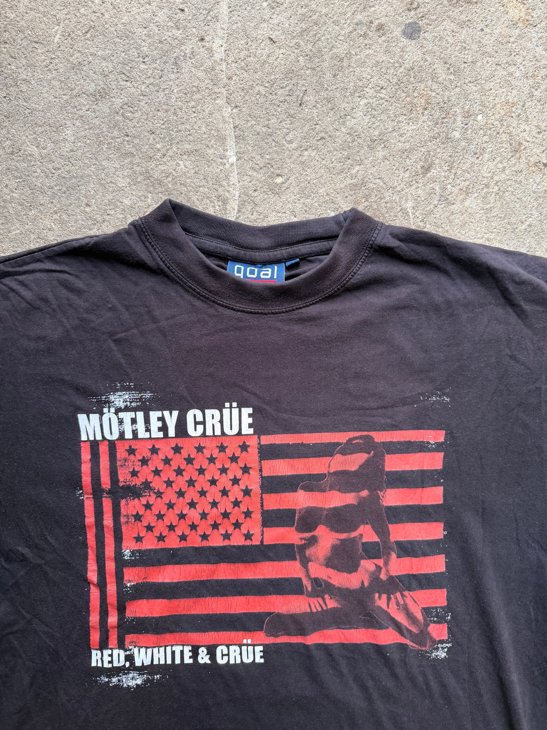 00s Mötley Crüe Red, White & Crüe Tour Tee 2005 | Size L