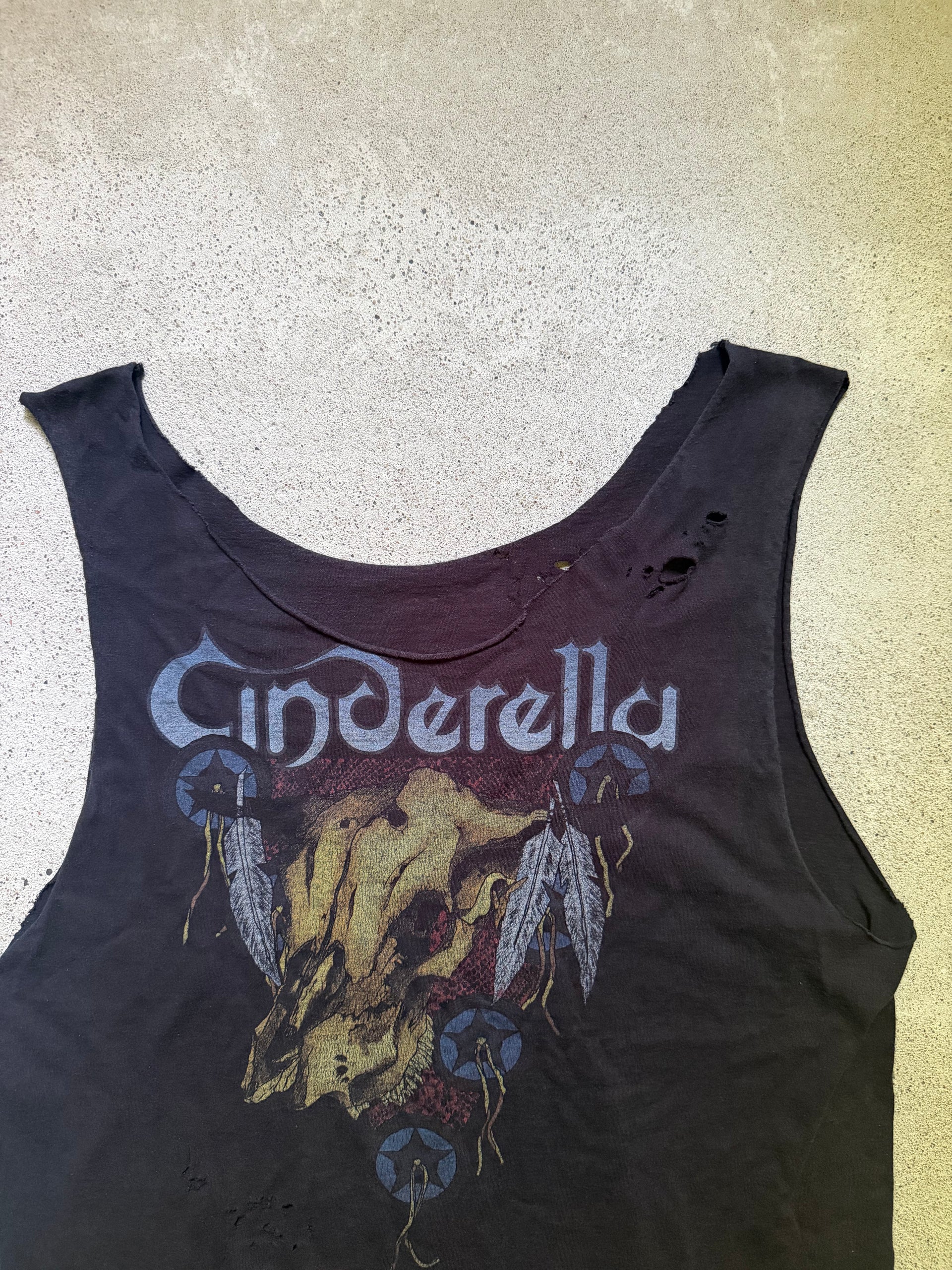 1980s Cinderella “Long Cold Winter Tour ” Cut-Off Tee | Size M