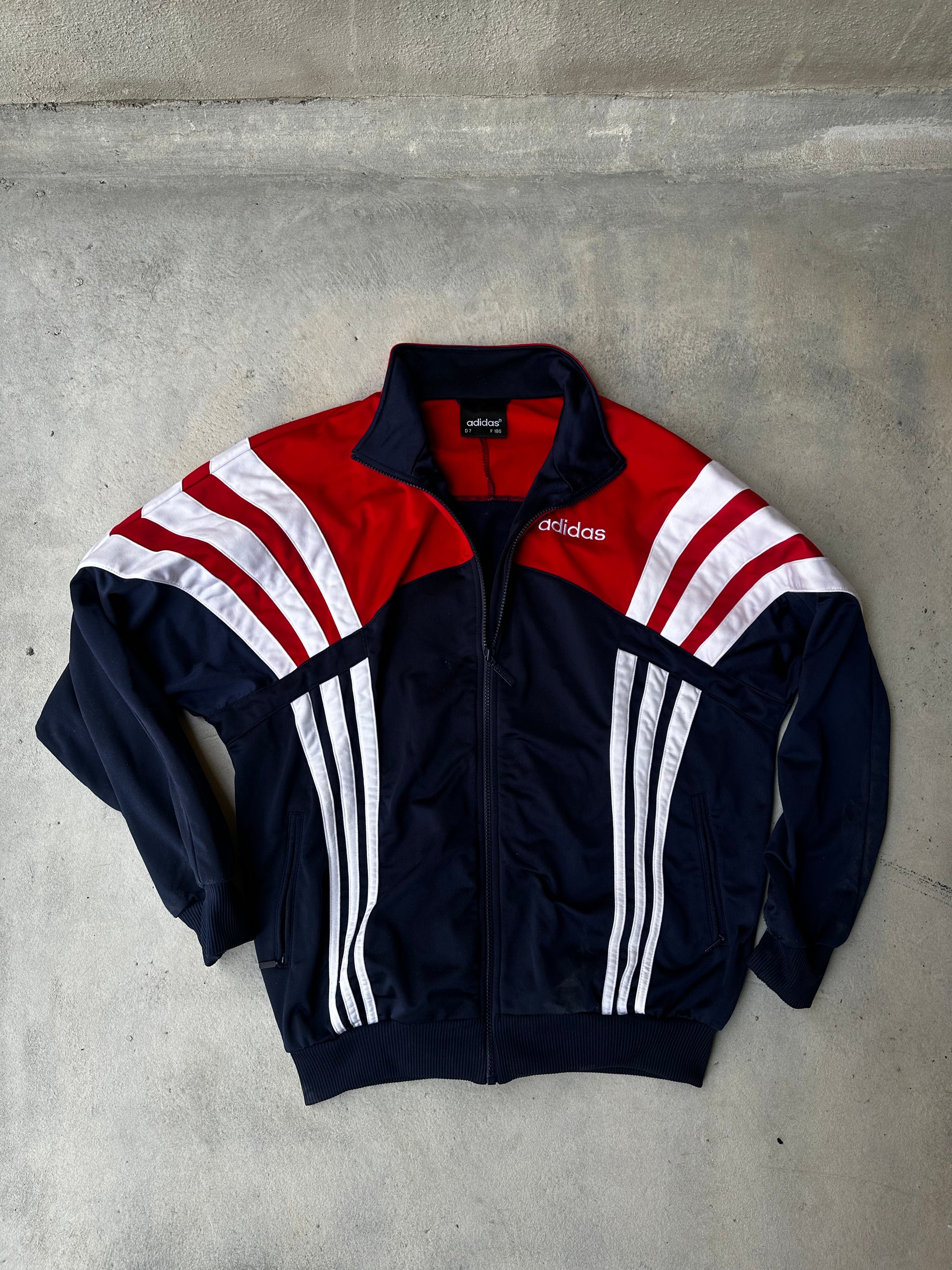 ADIDAS USA TRACKSUIT VINTAGE (SIZE LARGE)