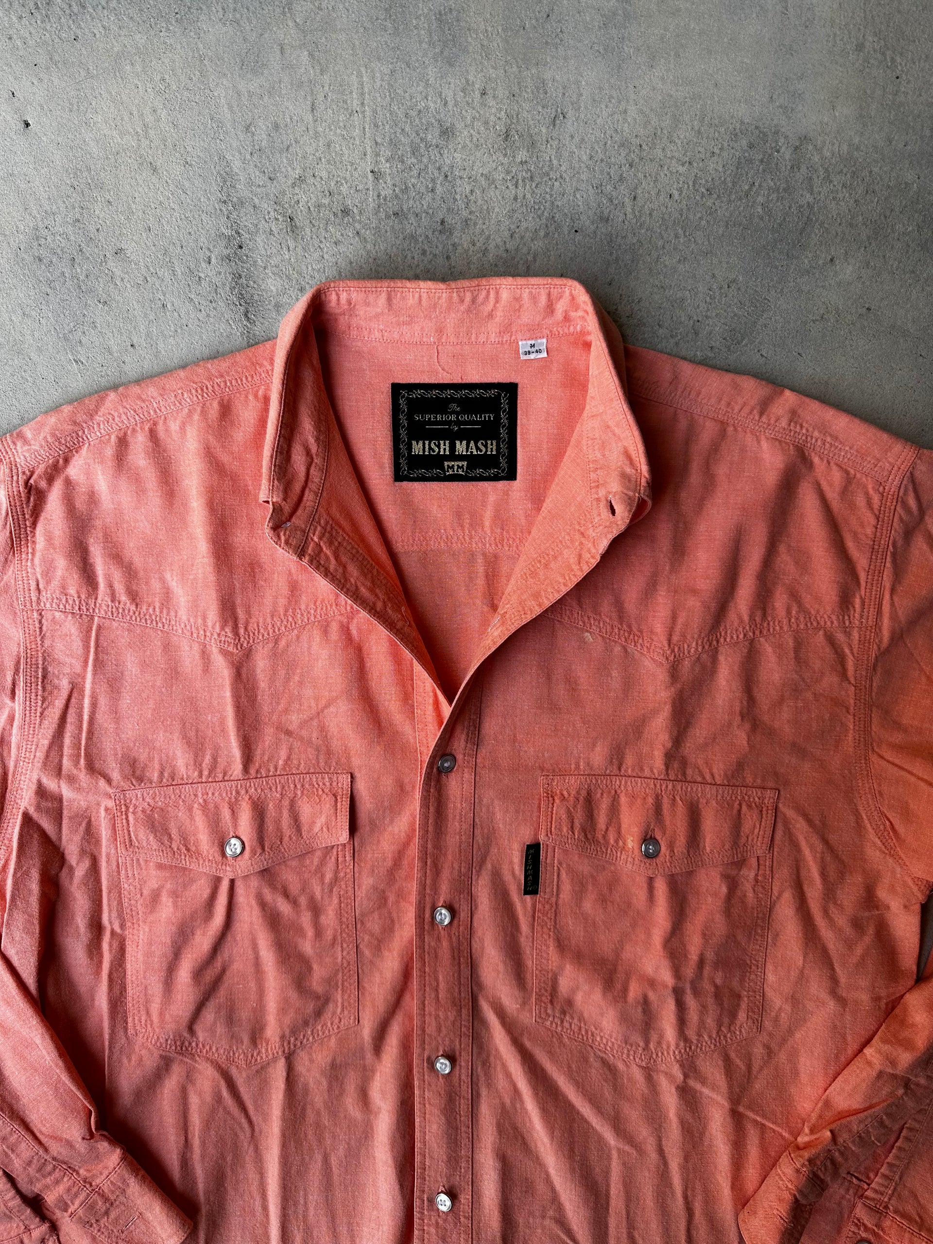 Vintage Mish Mash western shirt in faded red with button-up closure and chest pockets.