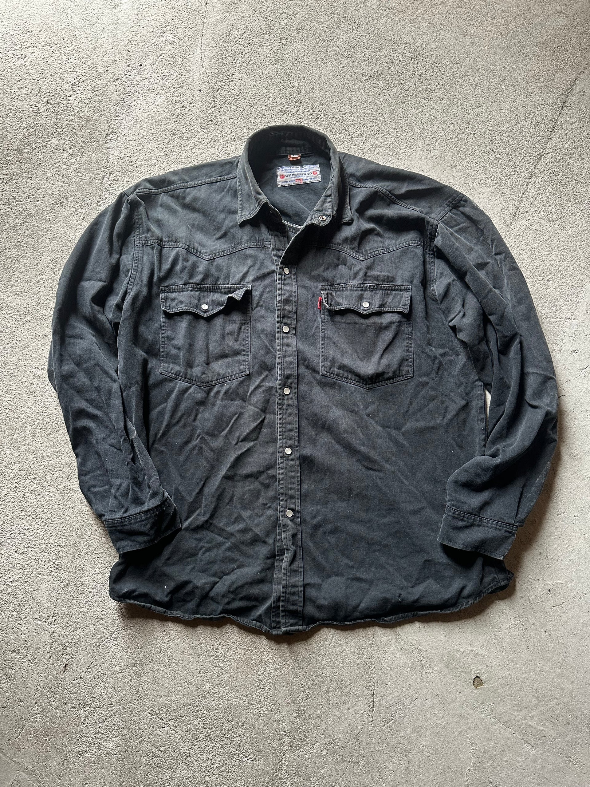 Vintage Levi’s Black Western Shirt – USA Made (Size L)