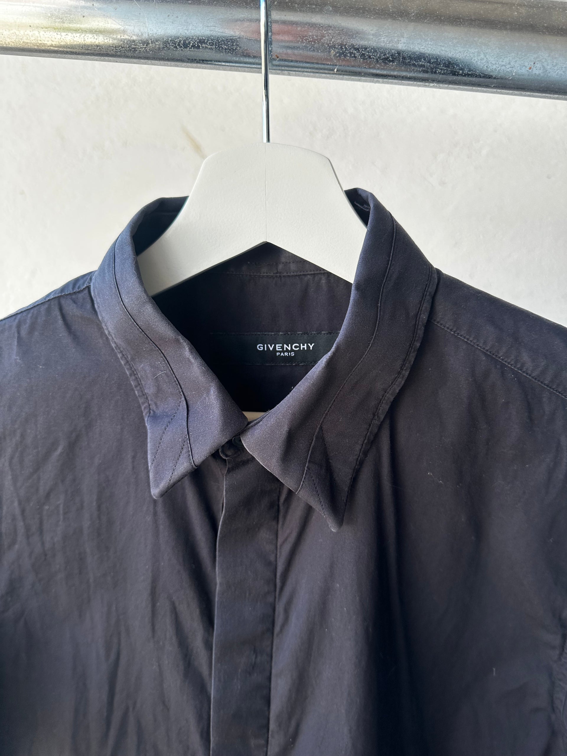 Givenchy Paris – Black Minimal Shirt (Size M)